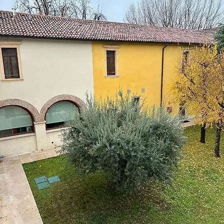Domus San Bernardino * Verona