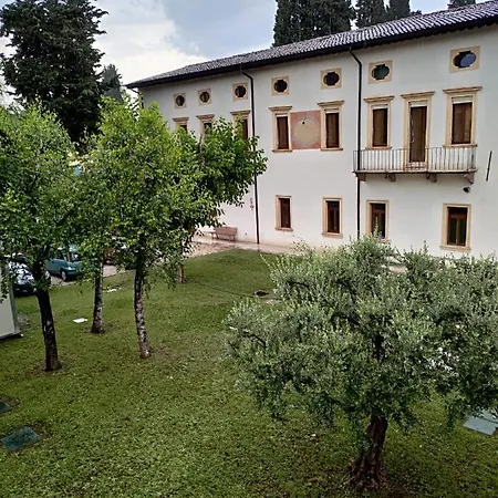 Bed & Breakfast Domus San Bernardino Verona