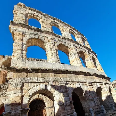 Domus San Bernardino * Verona