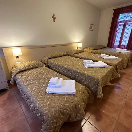 Bed & Breakfast Domus San Bernardino 3*