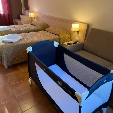 לינה וארוחת בוקר Domus San Bernardino 4*